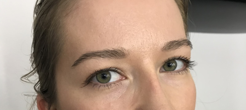 Wie lange hält ein Permanent Make up Augenbrauen?